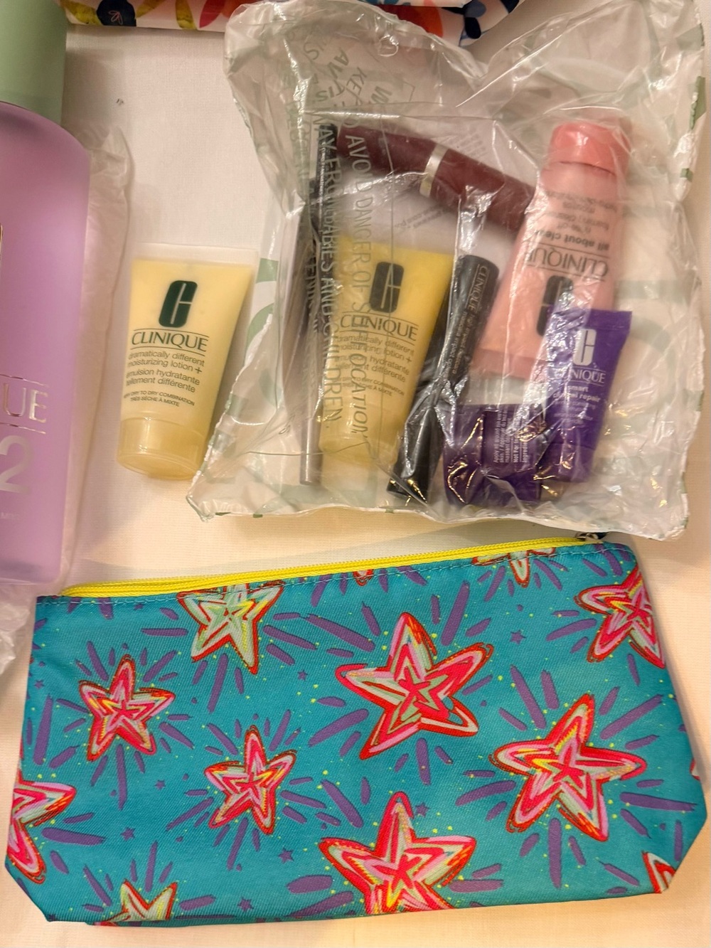 Clinique Bundle NEW Skincare Makeup Cosmetic Bags Tote Retail Value Over $800 - Picture 9 of 11